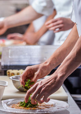 Food. FOOD INDUSTRY SERVICES | FOOD HYGIENE, HEALTH AND SAFETYM, Testing, Packaging