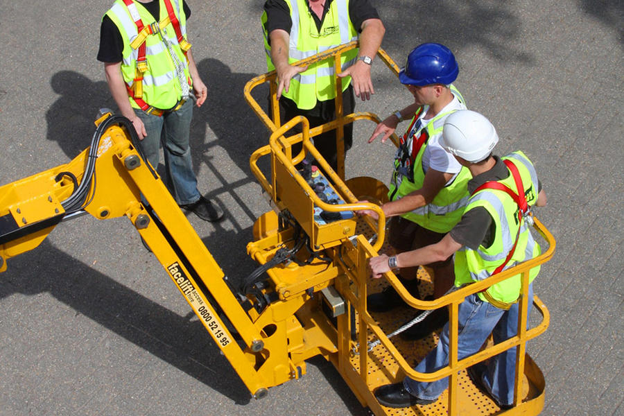 Lifting Equipment, Mechanical, Helmet, High Vis, Inspection